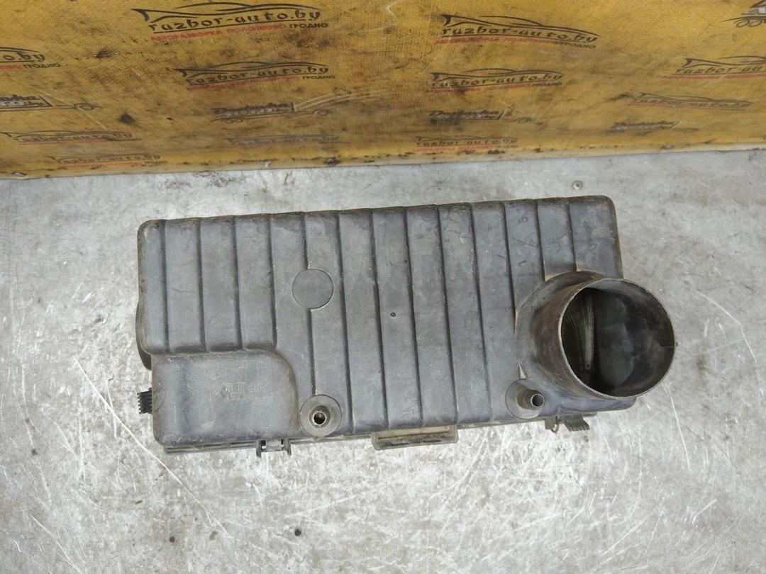 Корпус воздушного фильтра UM6V8J Citroen Evasion - Фото 2