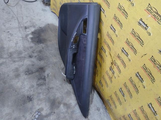 Обшивка двери задней правой (дверная карта) Y6U92B Toyota Corolla купить