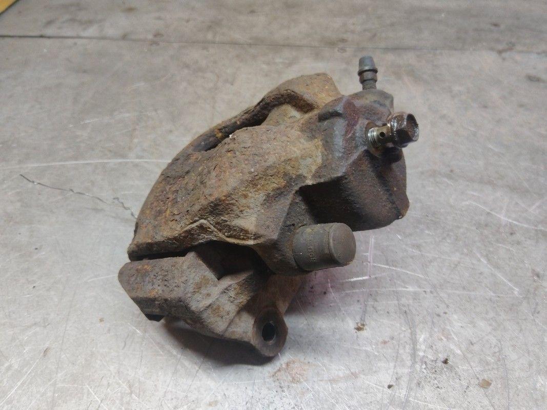 Суппорт передний правый C2RXSY Honda Accord купить с доставкой