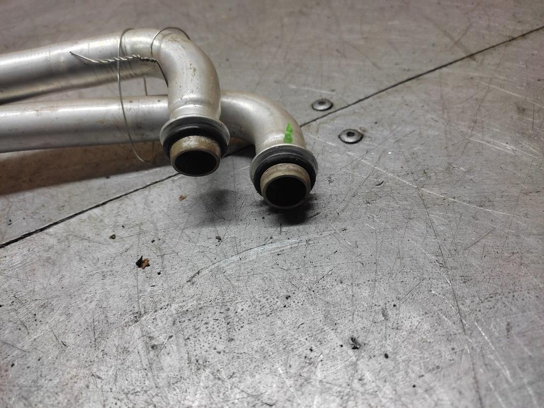 Патрубок отопителя (печки) 9MK273 Opel Meriva купить с доставкой