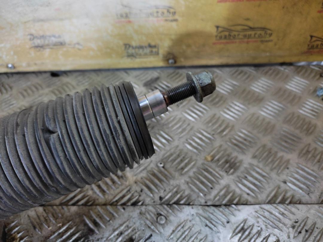 Амортизатор передний правый EANQ87 Volkswagen Polo купить с доставкой