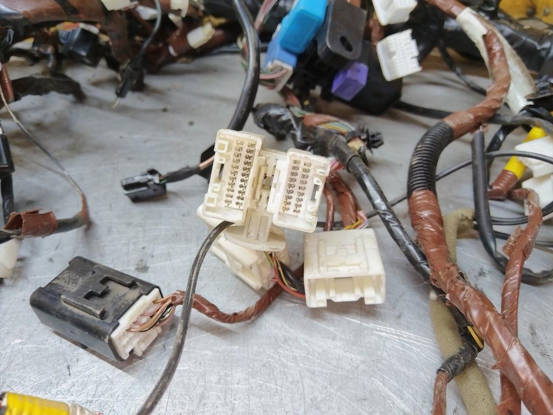 Проводка салона 2D41PC Toyota Avensis - Фото 20