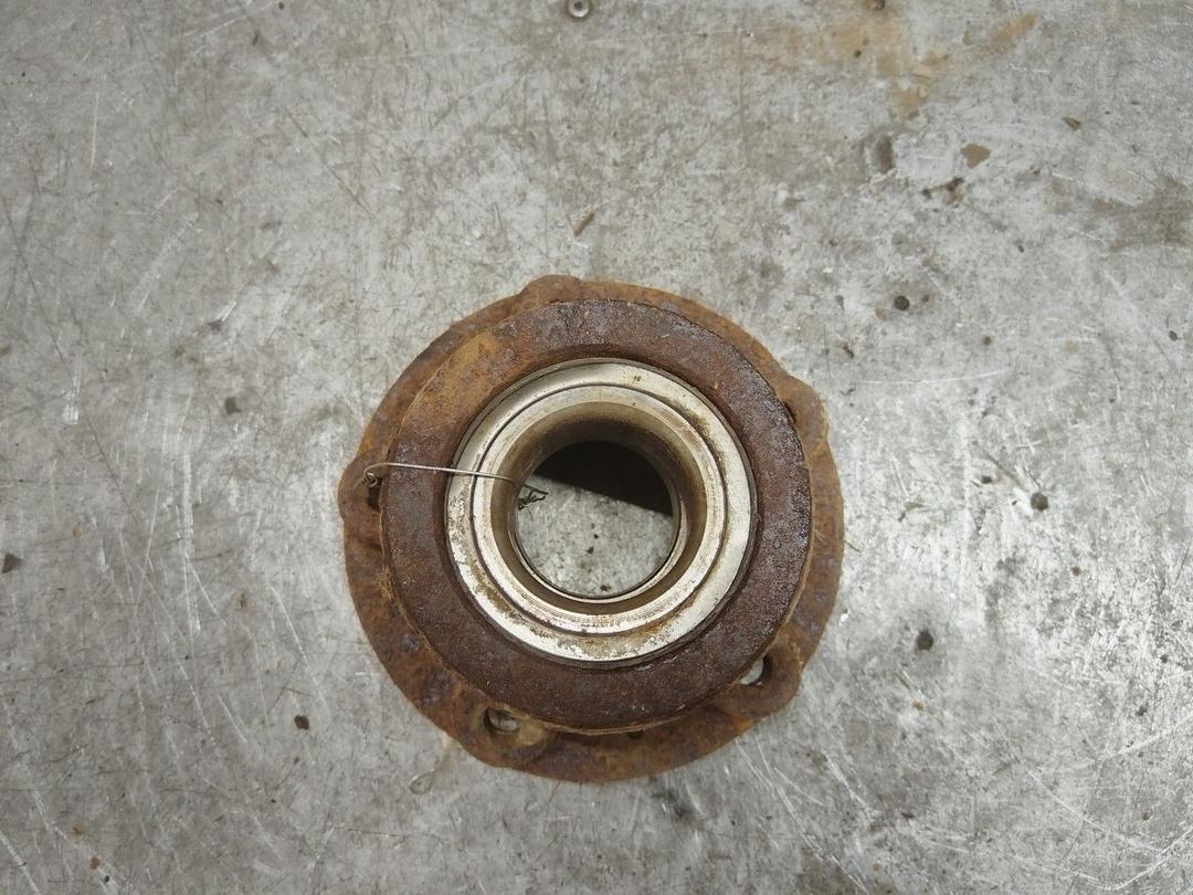 Ступица задняя левая OF2A79 Renault Master купить в магазине запчастей бу