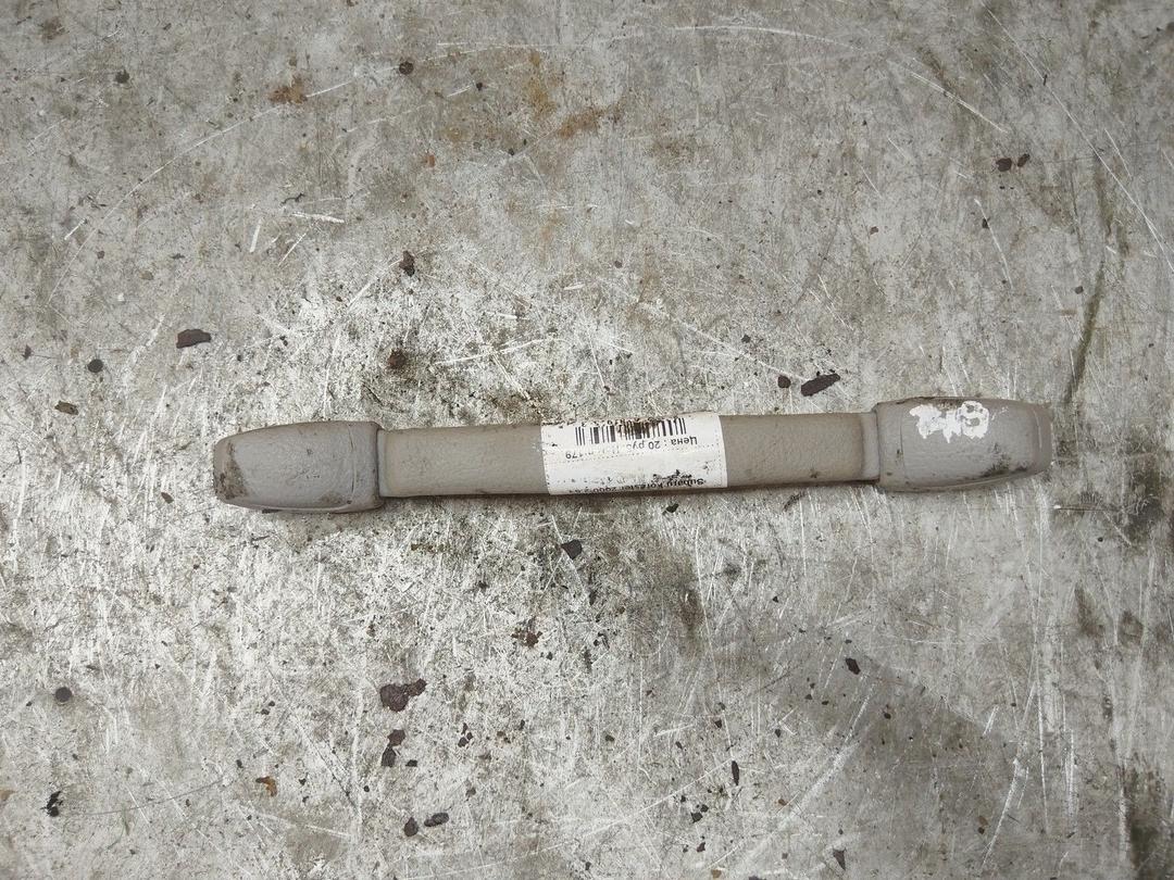 Ручка внутренняя потолочная O2XXQ2 Subaru Forester купить на авторазборке