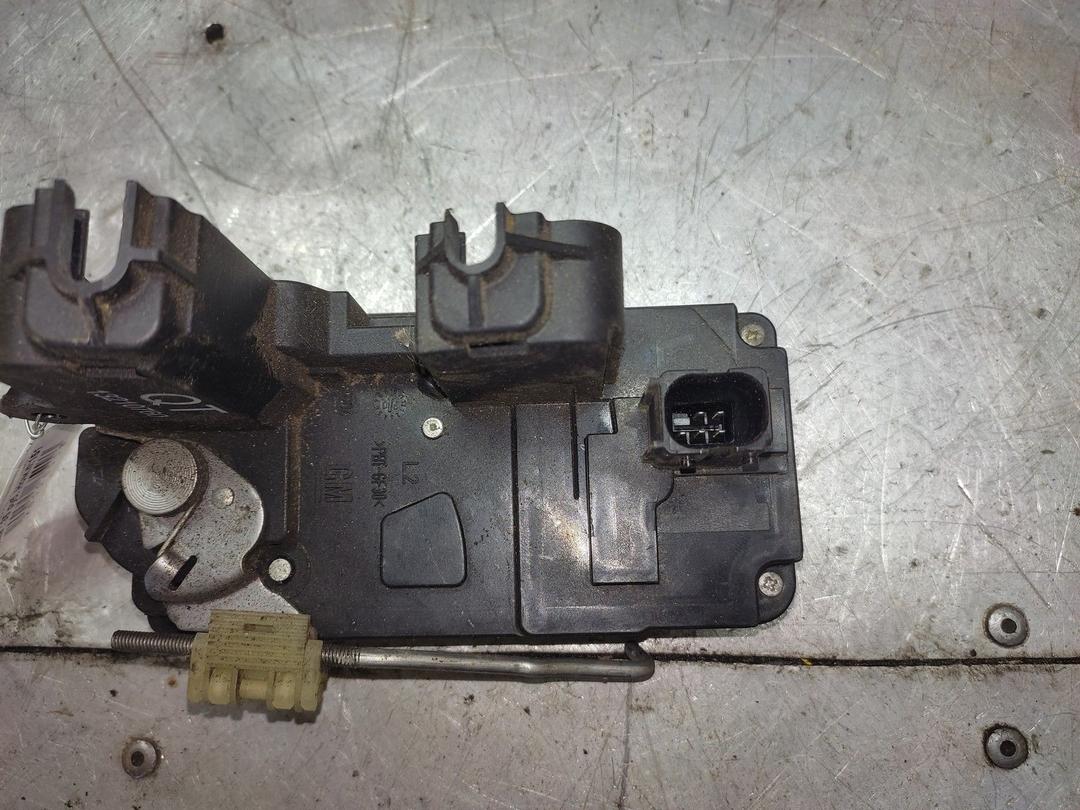 Замок двери задней левой X3BT2J Opel Signum купить