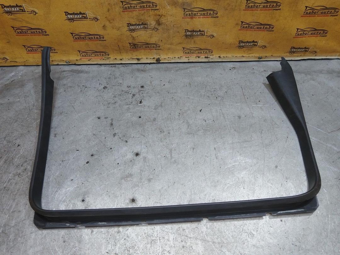 Рамка двери задней левой 1NEIGN Volvo XC70 купить