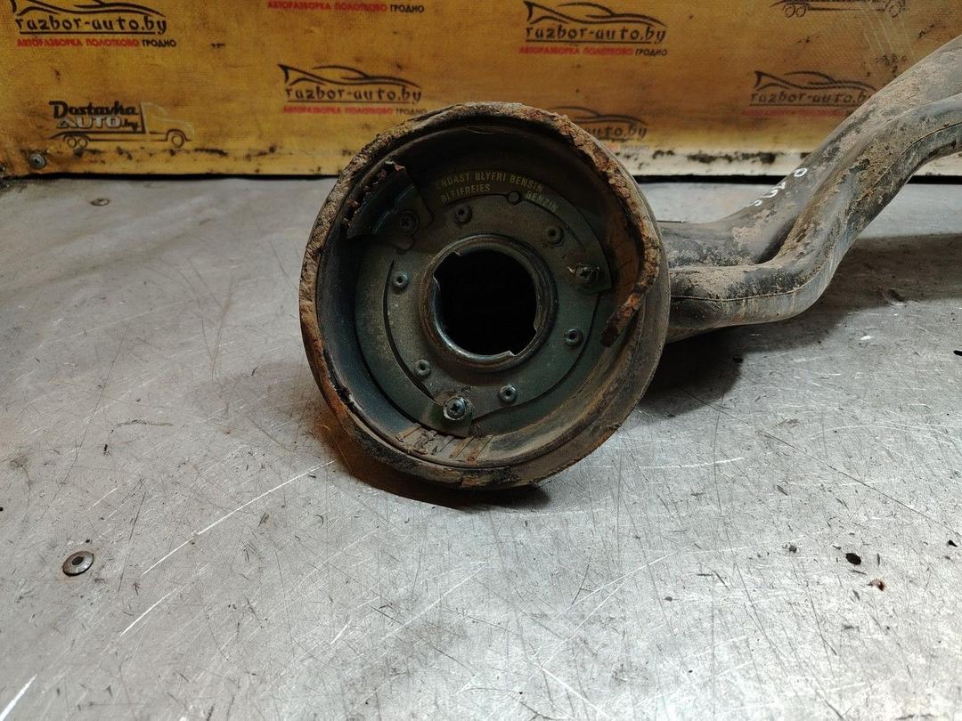 Горловина топливного бака U3SZNX Peugeot 106 - Фото 2