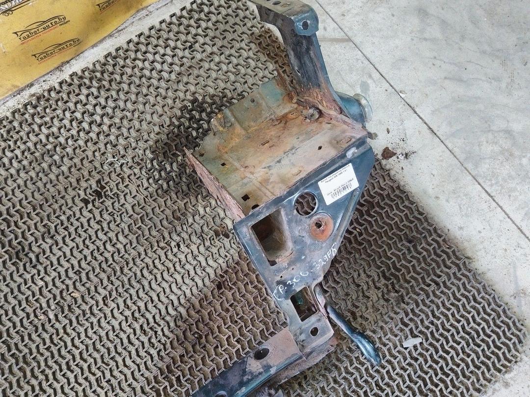 Балка под радиатор 0H0VL5 Peugeot 306 купить с доставкой