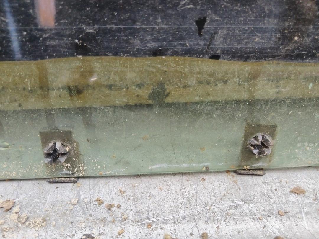 Стекло двери задней правой SBT2BS Audi A6 купить в магазине запчастей бу