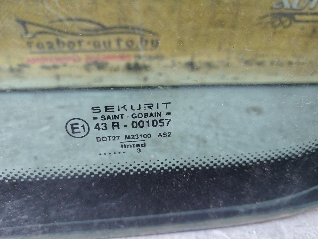 Стекло кузовное боковое правое USF0HZ Ford Escort купить