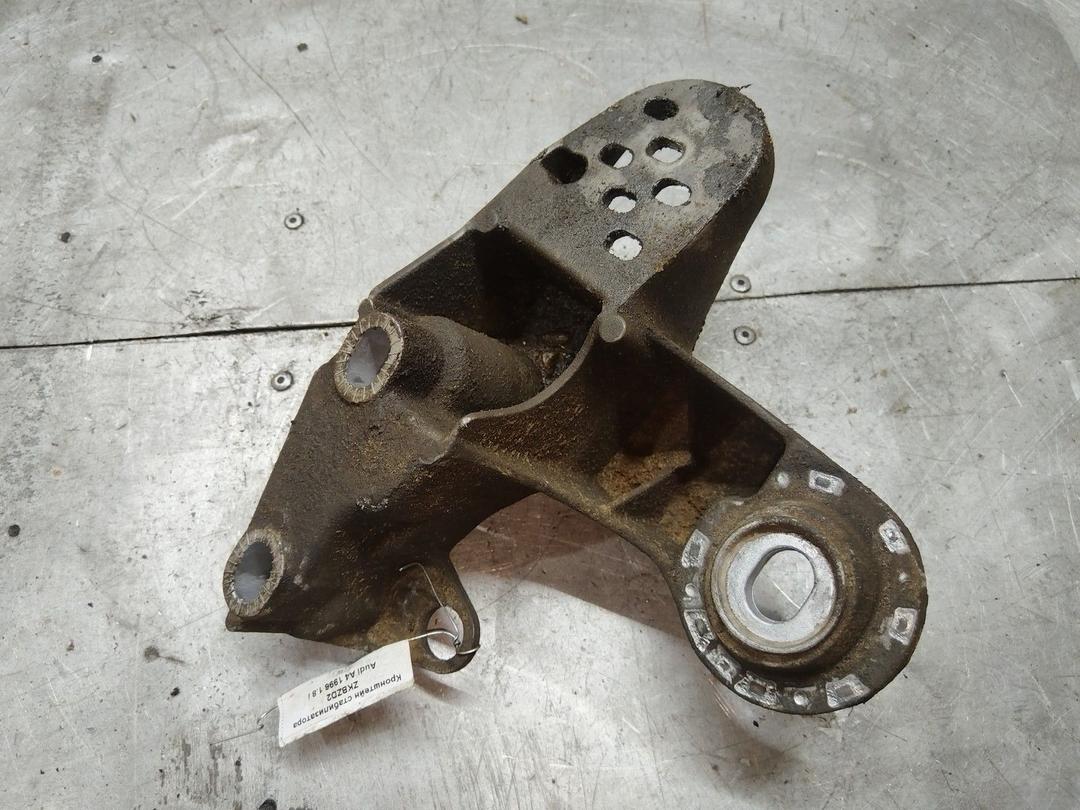 Кронштейн стабилизатора ZKBZD2 Audi A4 купить