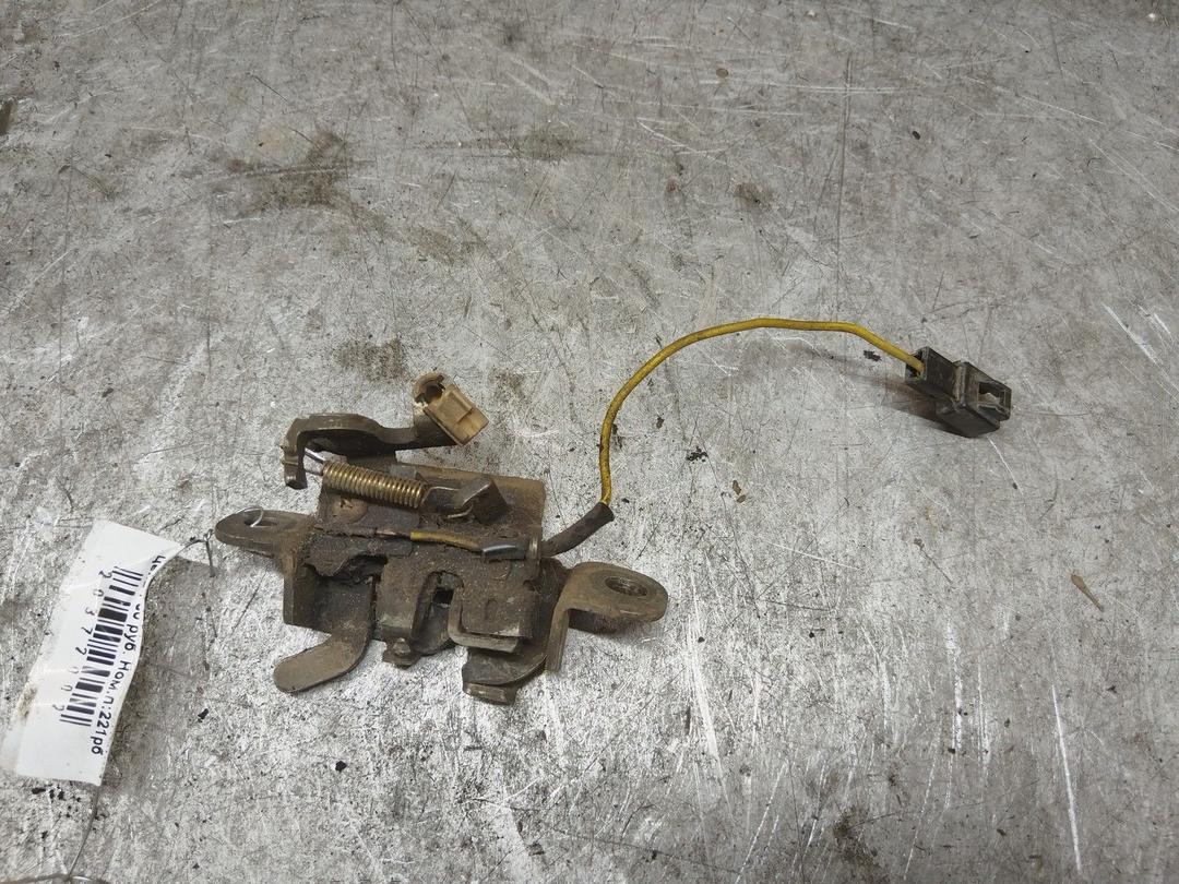 Замок багажника VJ7SZC Mazda 626 купить на авторазборке