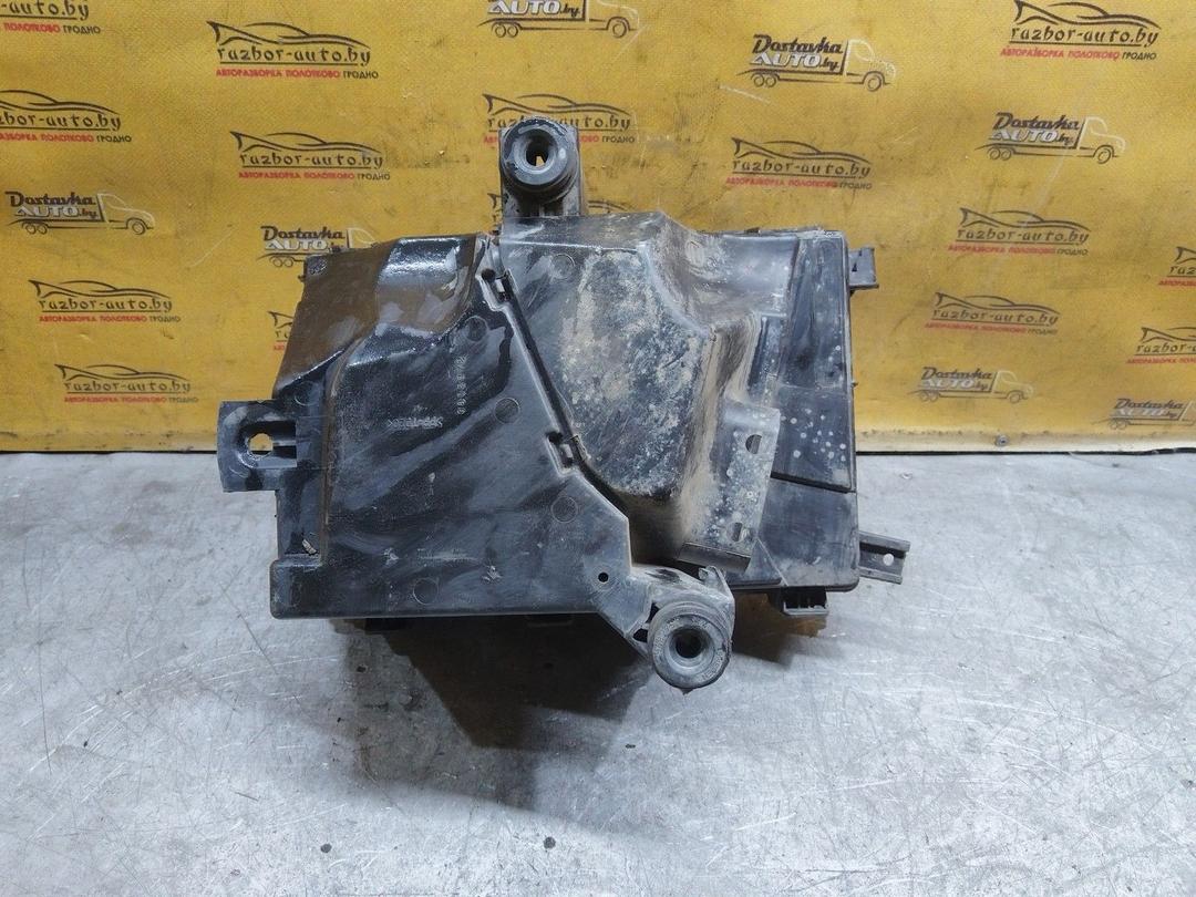 Корпус воздушного фильтра YXTNB4 Volvo V70 - Фото 10