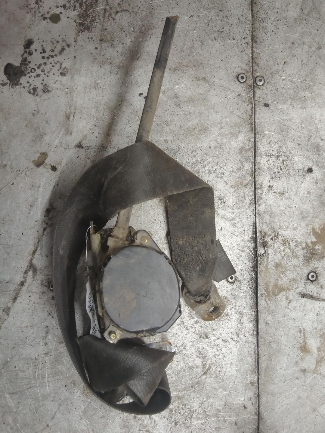 Ремень безопасности передний левый JNL0NE Audi 80 купить на авторазборке