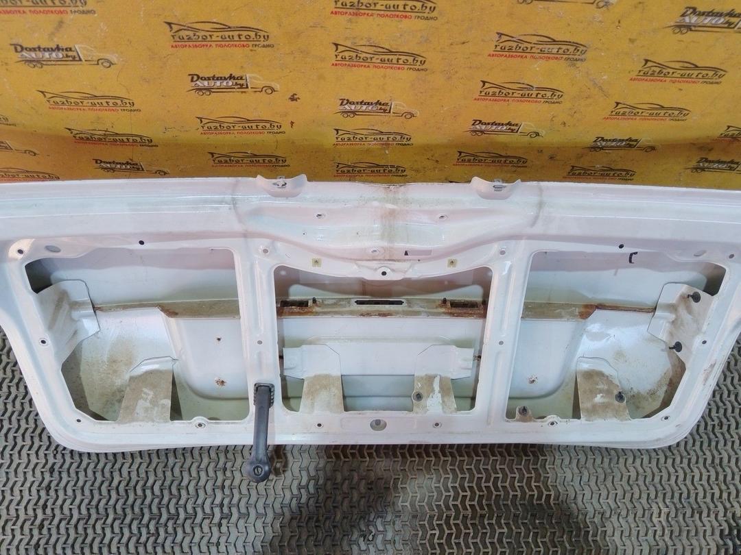 Крышка багажника (дверь 3-5) KIVFZX Skoda Fabia undefined