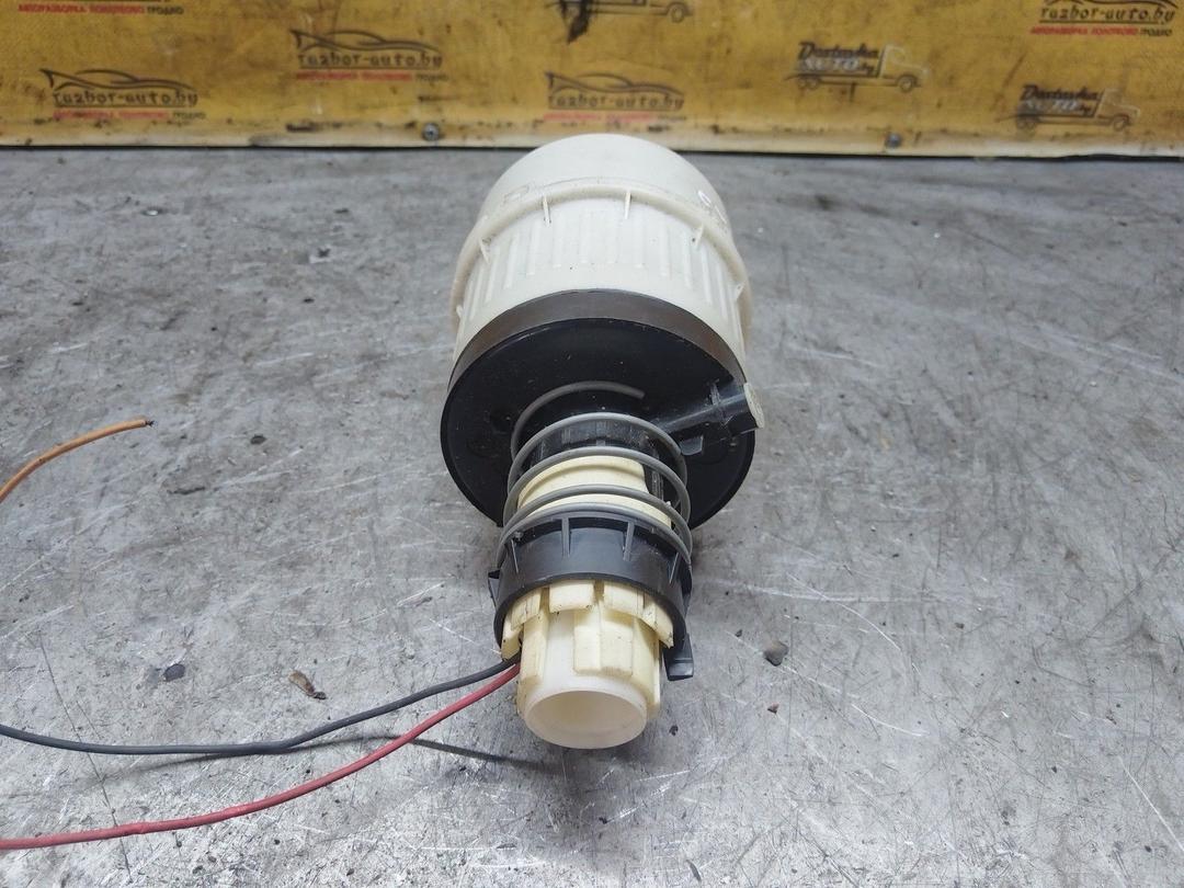 Колба в бак 4SDXX8 Volvo S40 купить в магазине запчастей бу