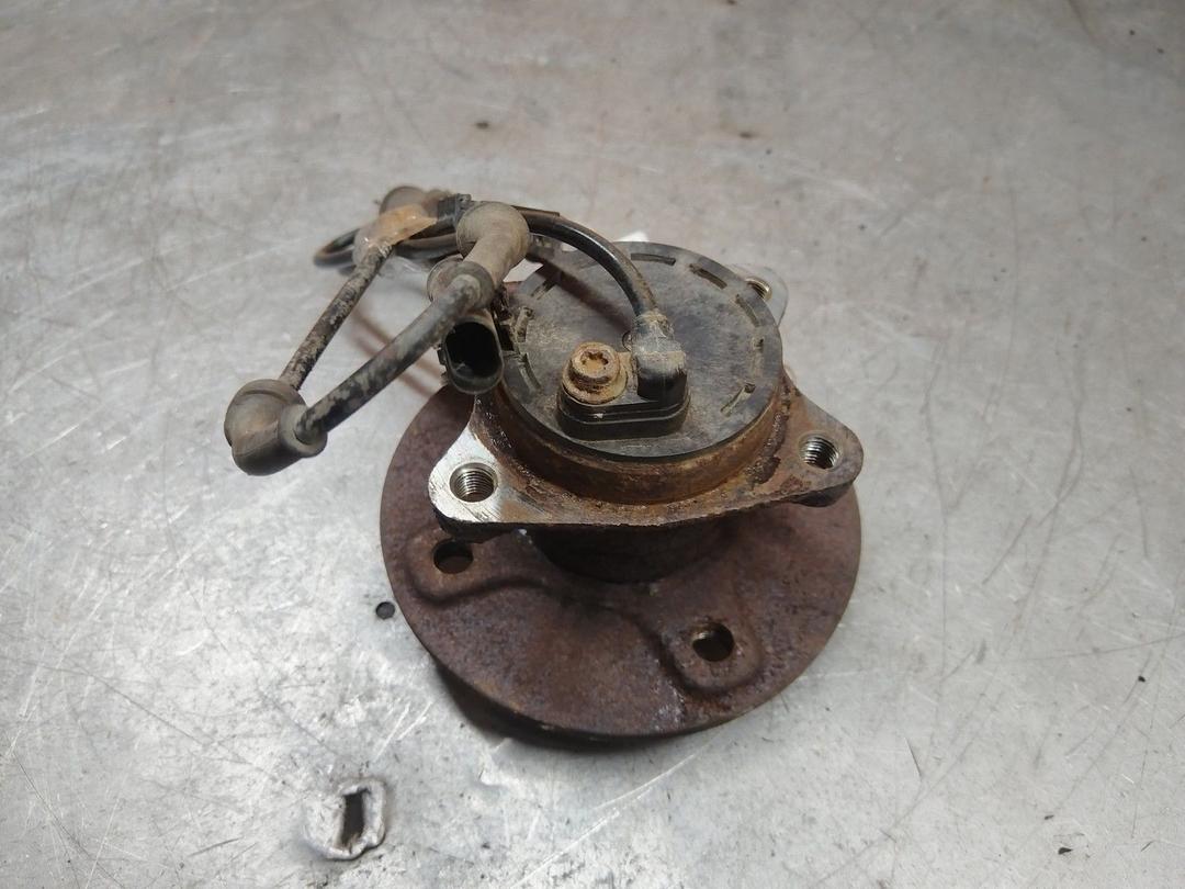 Ступица задняя левая 9O0SJQ Toyota Aygo - Фото 2