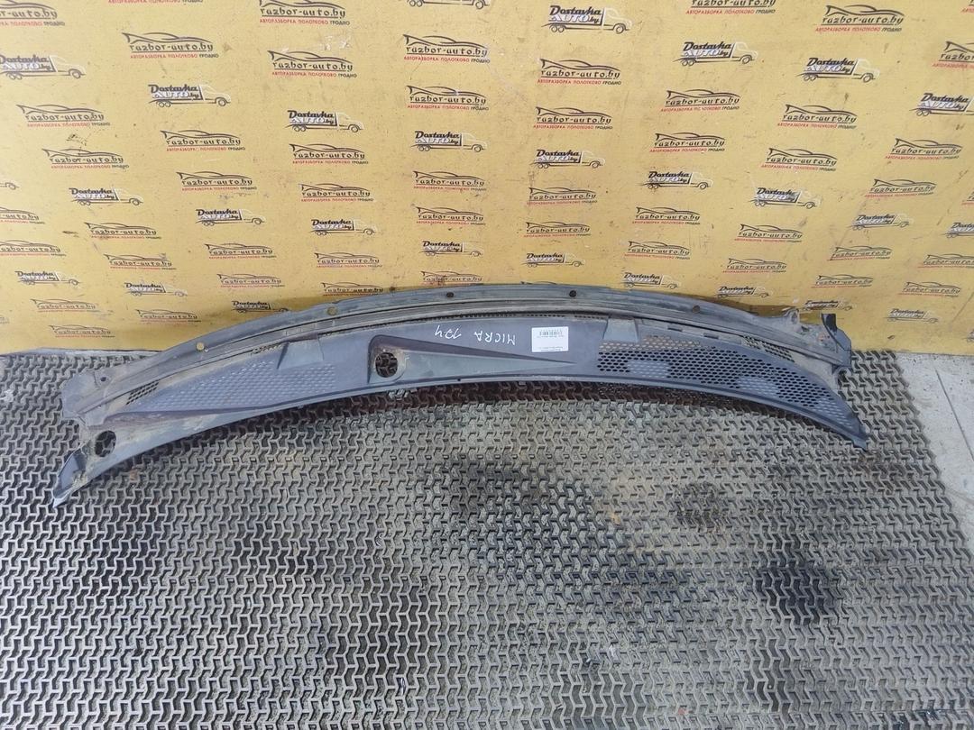 Дождевик 8IEW52 Nissan Micra
