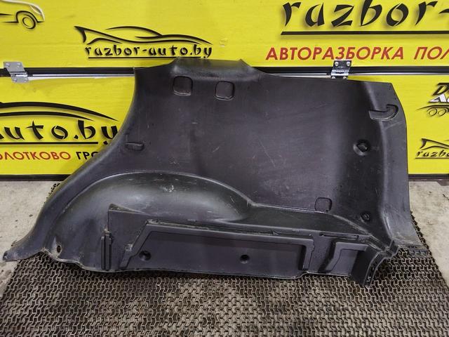 Обшивка багажника 3SV81U Kia Sorento