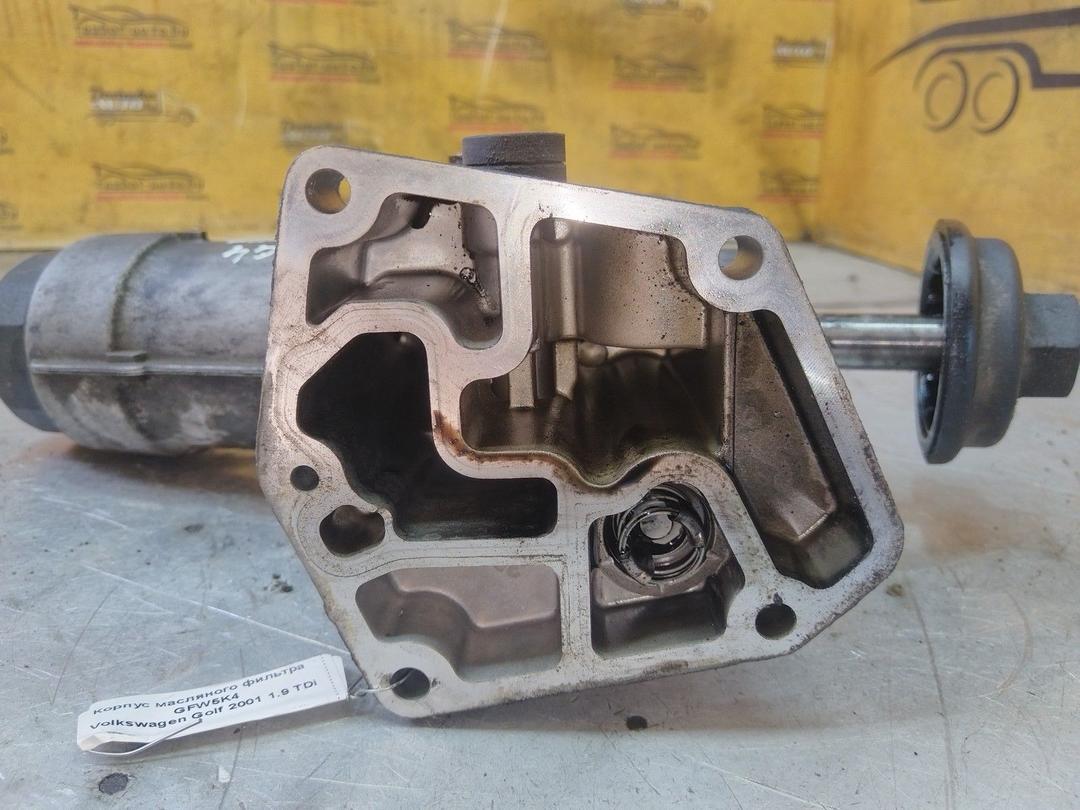 Корпус масляного фильтра GFW5K4 Volkswagen Golf купить