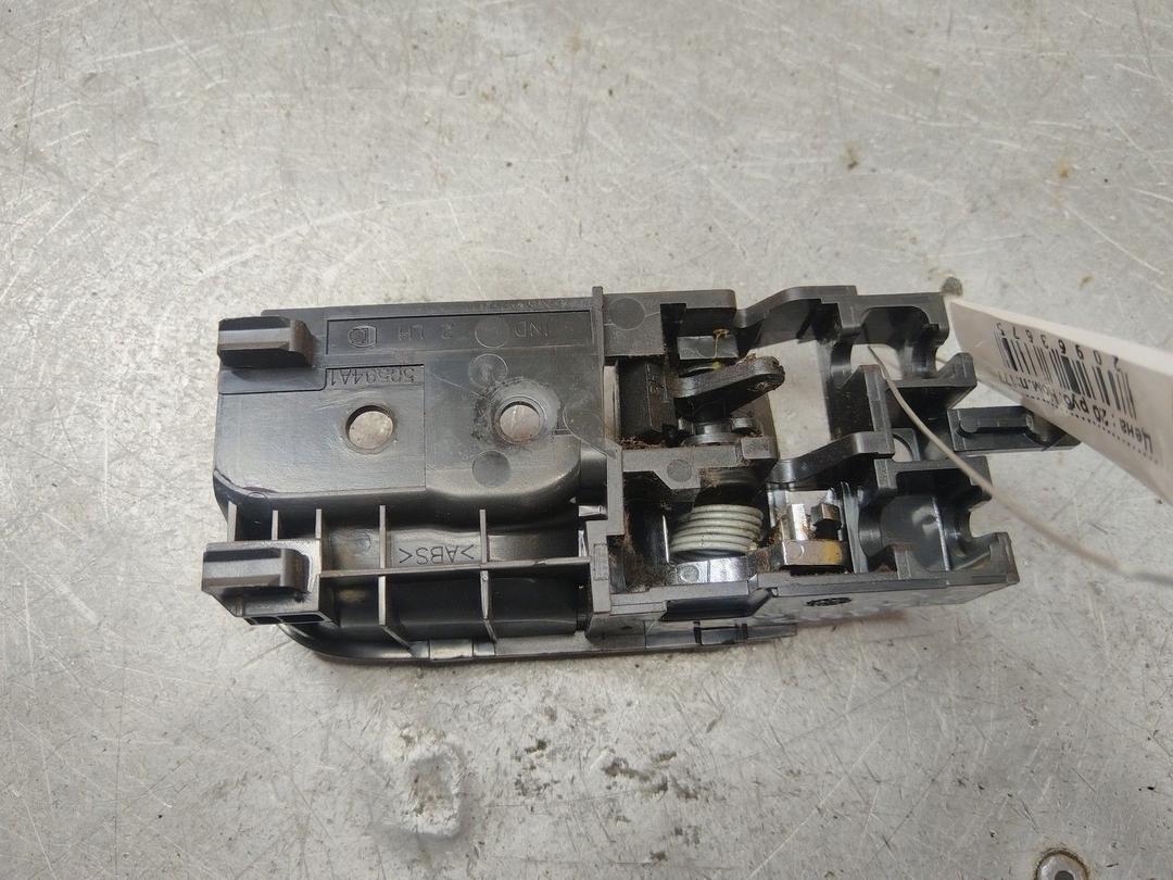 Ручка внутренняя передняя левая 5F0E70 Toyota Avensis - Фото 2