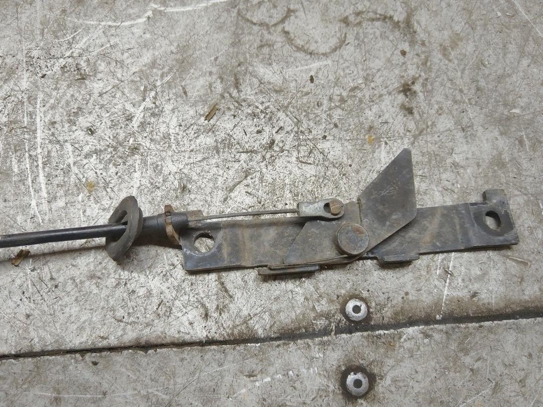 Лючок топливного бака 5LH3CX Ford Tourneo Connect купить с доставкой