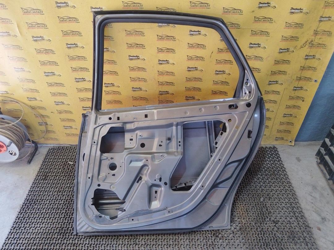Дверь задняя правая 1EY6RA Citroen C5 купить в магазине запчастей бу
