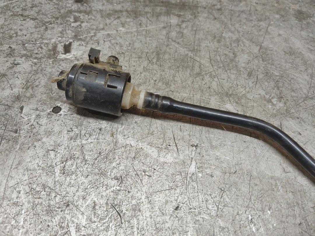 Трубка вакуумная EDO2W0 Toyota Corolla купить