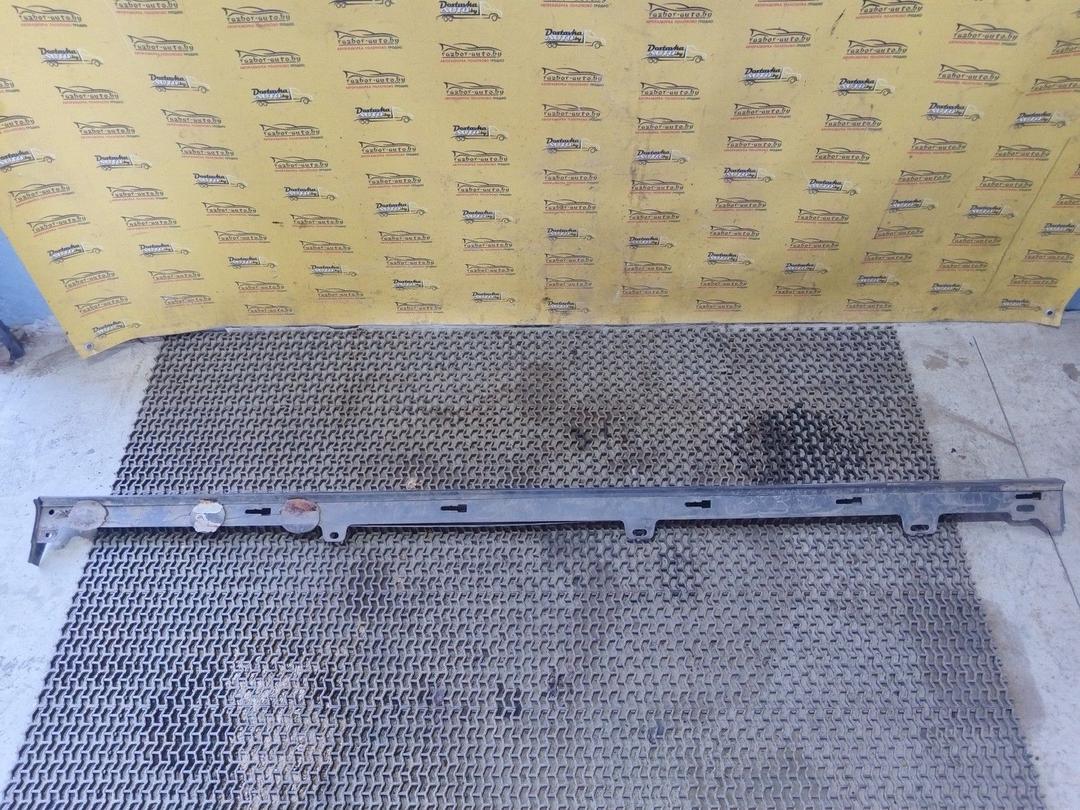 Накладка на порог DYBC6D Volvo V40 - Фото 3