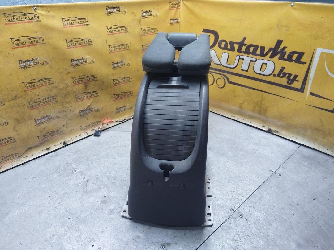 Подлокотник WUPGT4 Renault Scenic купить с доставкой