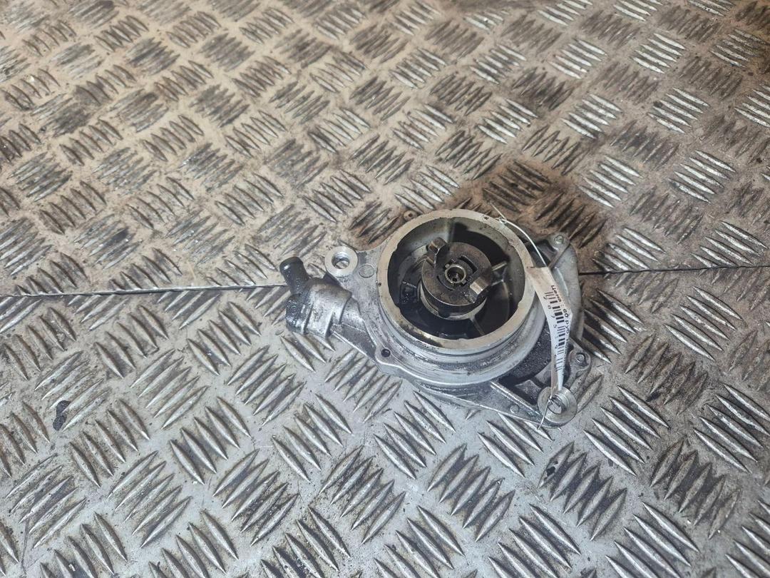 Насос вакуумный AB8S8B BMW 5 E39 - Фото 2