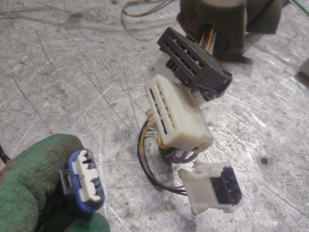 Проводка двери передней левой 68N9YL Renault Laguna - Фото 4