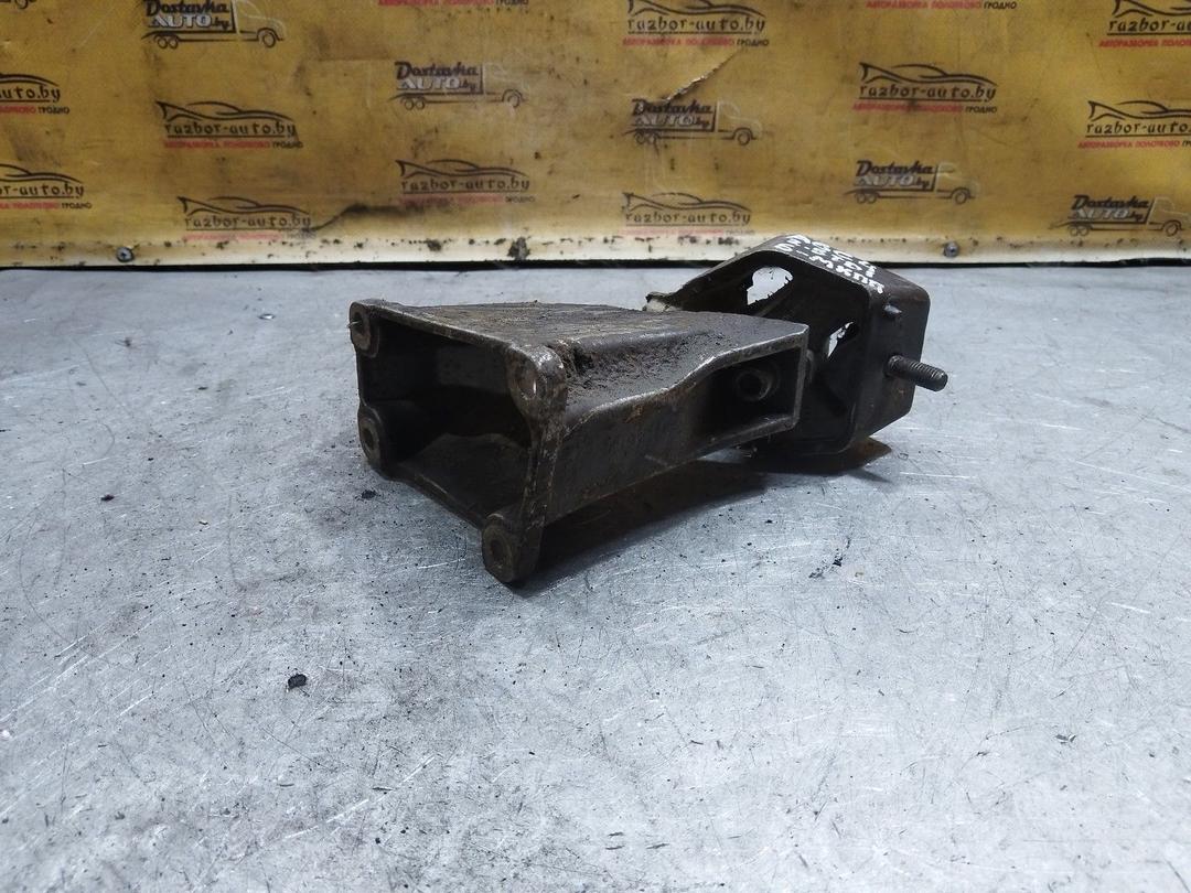 Подушка крепления КПП KZQAYA Audi A6 купить с доставкой