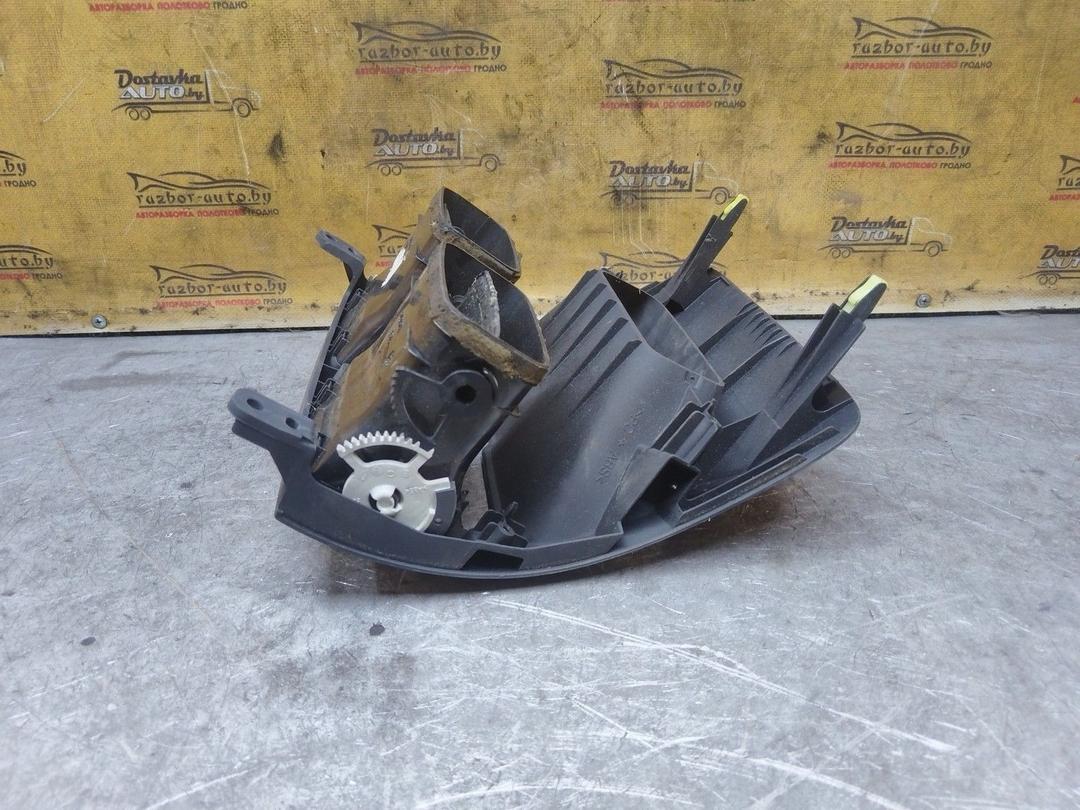 Дефлектор обдува салона ITWBV8 Toyota Avensis купить на авторазборке