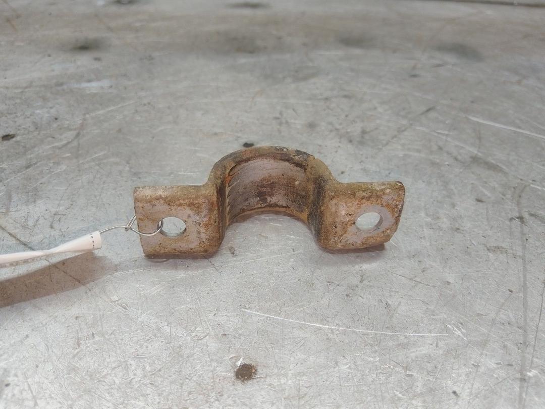 Крепление втулки стабилизатора 108N8G Volkswagen Lupo купить