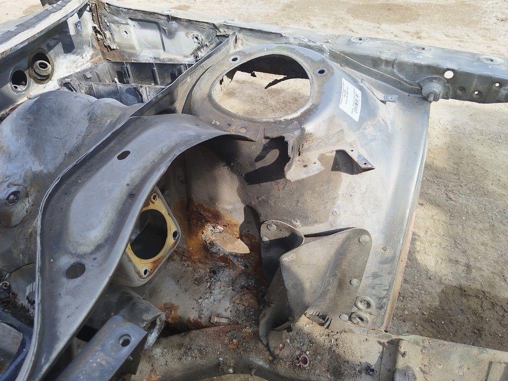 Стакан лонжерона левый FAWM6Z Audi 100 - Фото 2