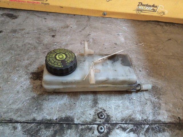 Бачок тормозной жидкости LFZUUQ Peugeot 307