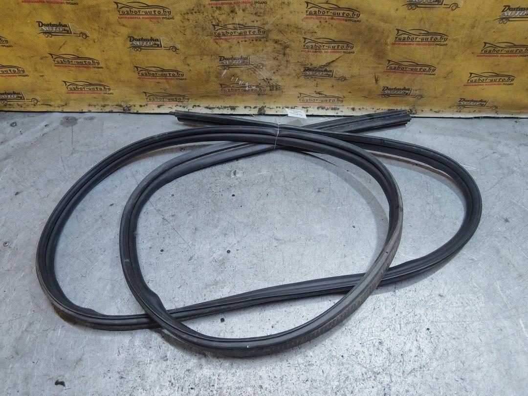 Уплотнитель багажника SUR47F Ford Focus - Фото 3