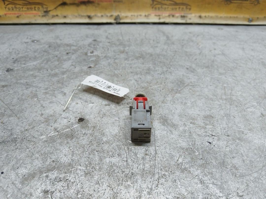 Датчик положения педали сцепления HG8DMF Opel Astra купить с доставкой