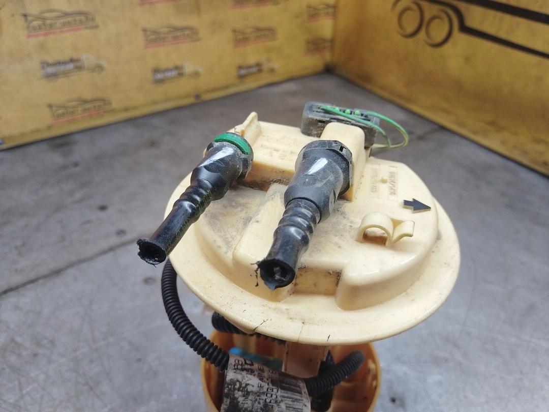 Колба в бак UFMF8A Peugeot Partner купить