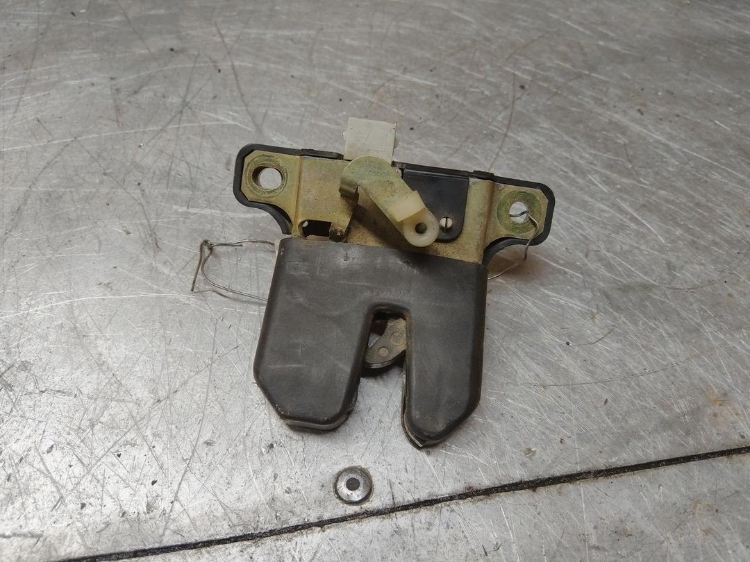 Замок багажника 48ONOX Audi A3 купить