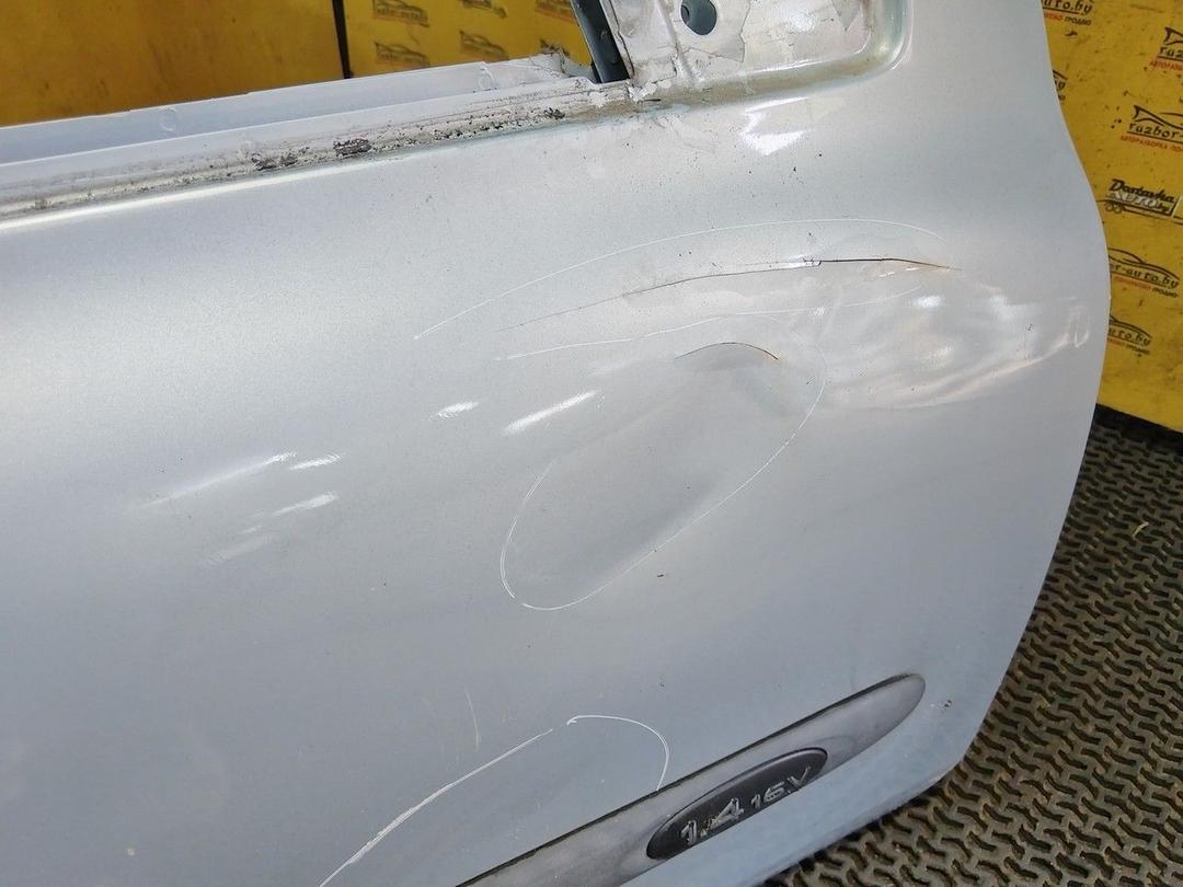 Дверь передняя правая 10393C Renault Clio купить