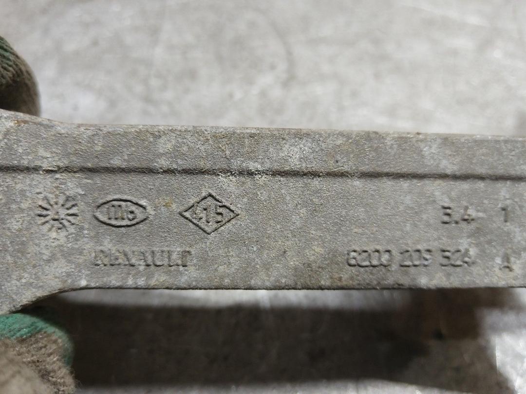 Кронштейн КПП 3JQ0Y3 Renault Scenic купить на авторазборке