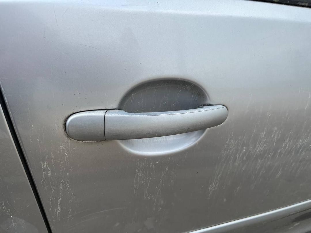 Ручка наружная передняя правая G882D0 Volkswagen Polo купить в магазине запчастей бу