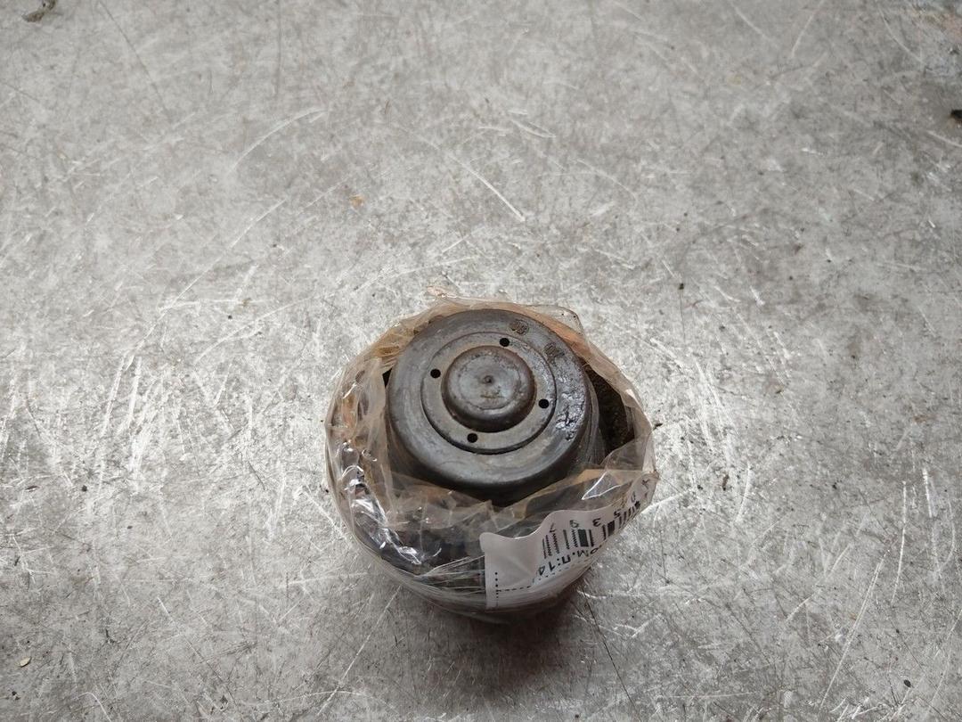 Крышка топливного бака UWU2BI Audi A4 купить