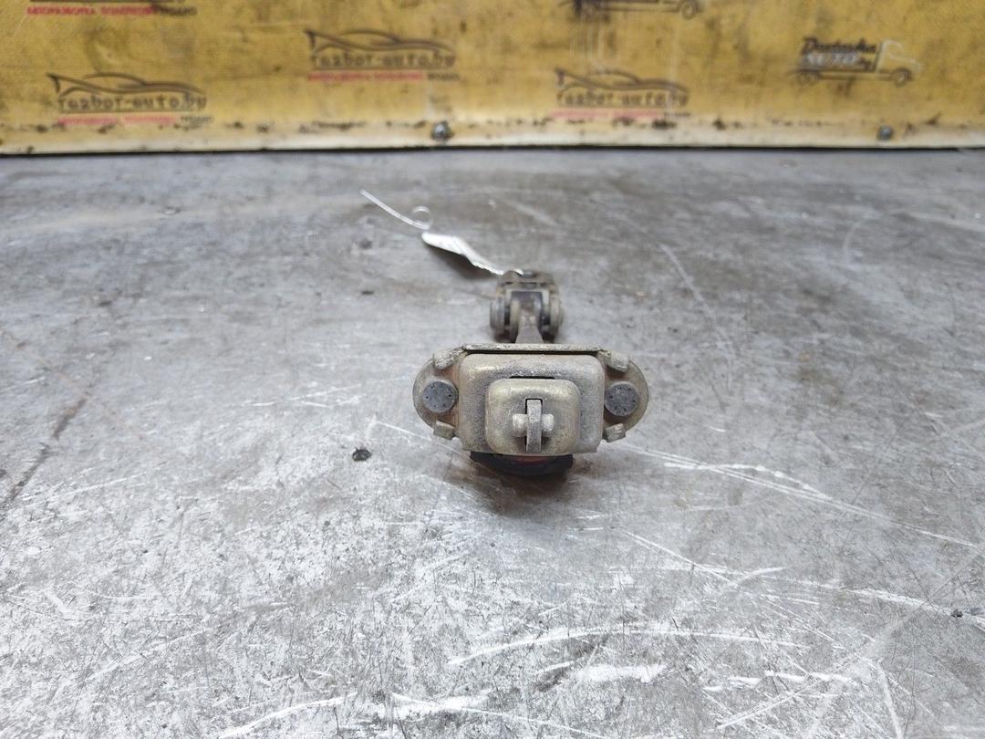 Ограничитель открывания двери задней 0GAJS5 Peugeot 407 купить на авторазборке