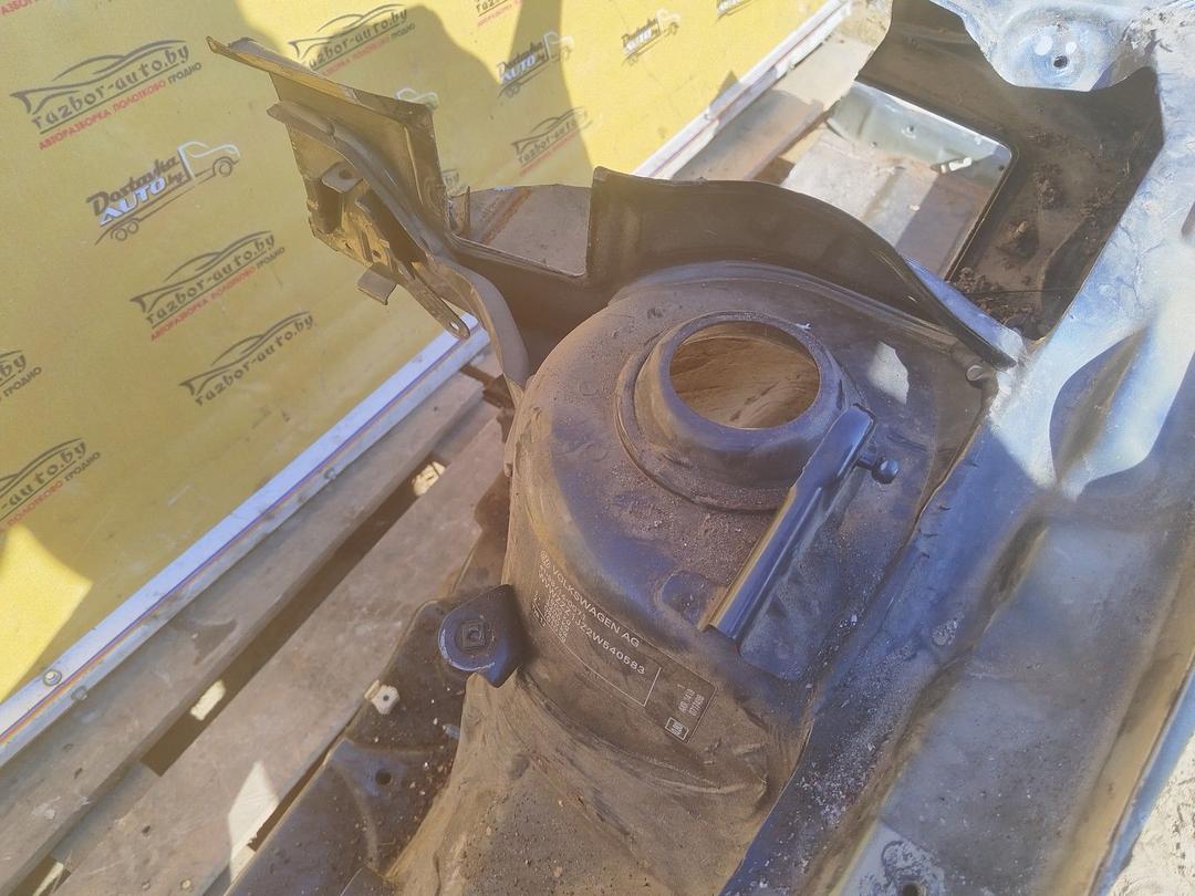 Лонжерон левый 0WHZ7Q Volkswagen Golf купить в магазине запчастей бу