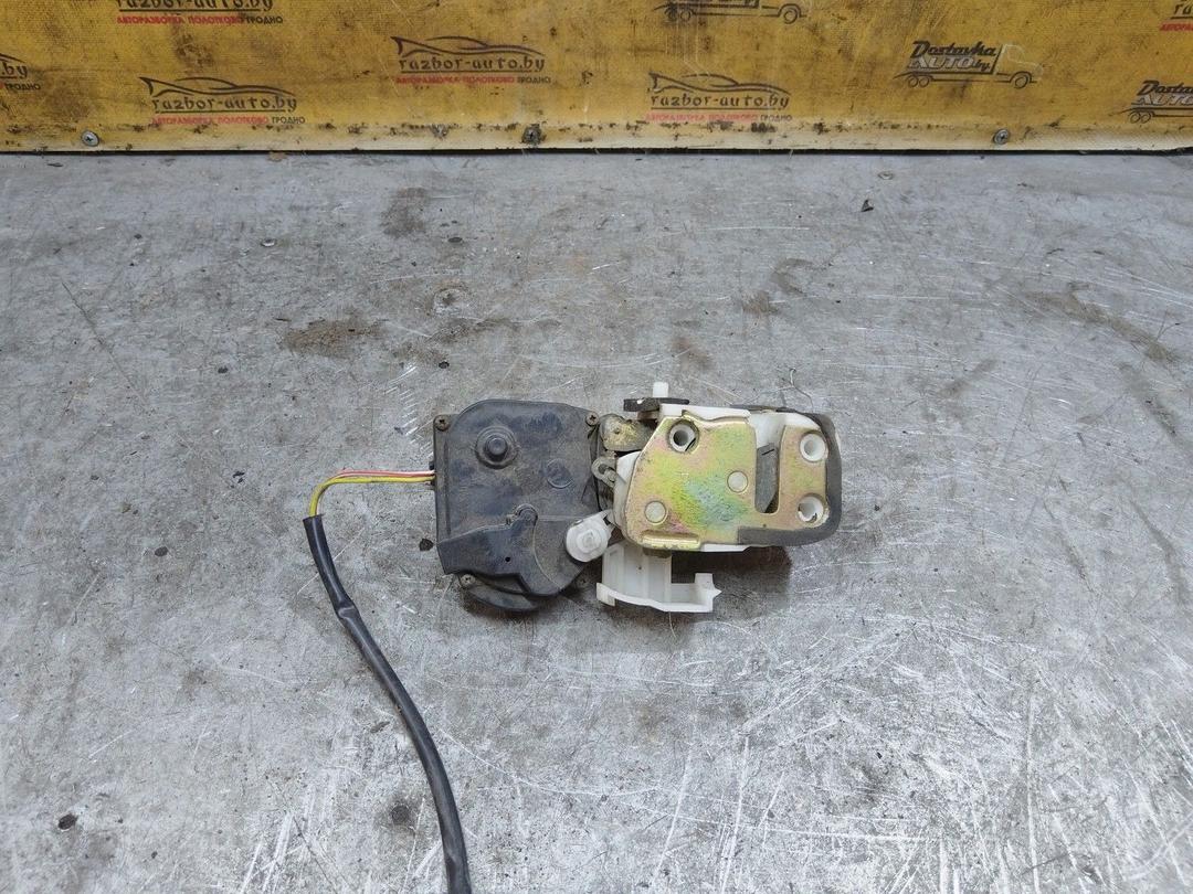 Замок двери задней правой GTQJ54 Rover 400