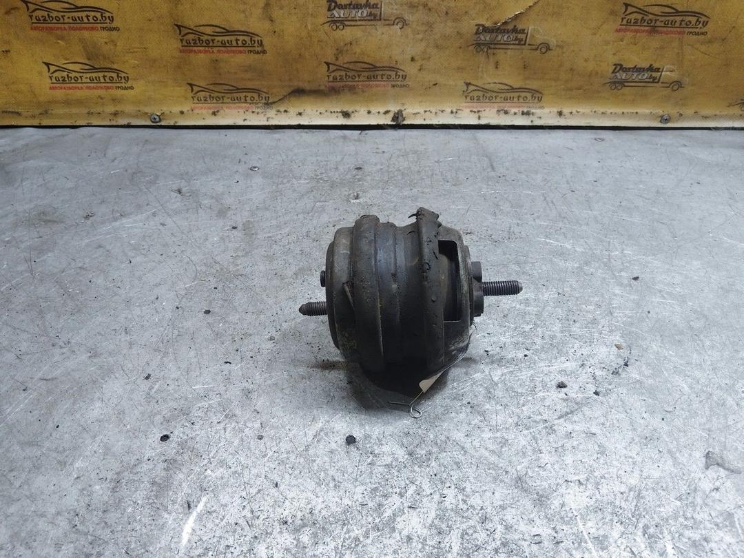 Подушка крепления двигателя J0IW9M BMW 5 E39