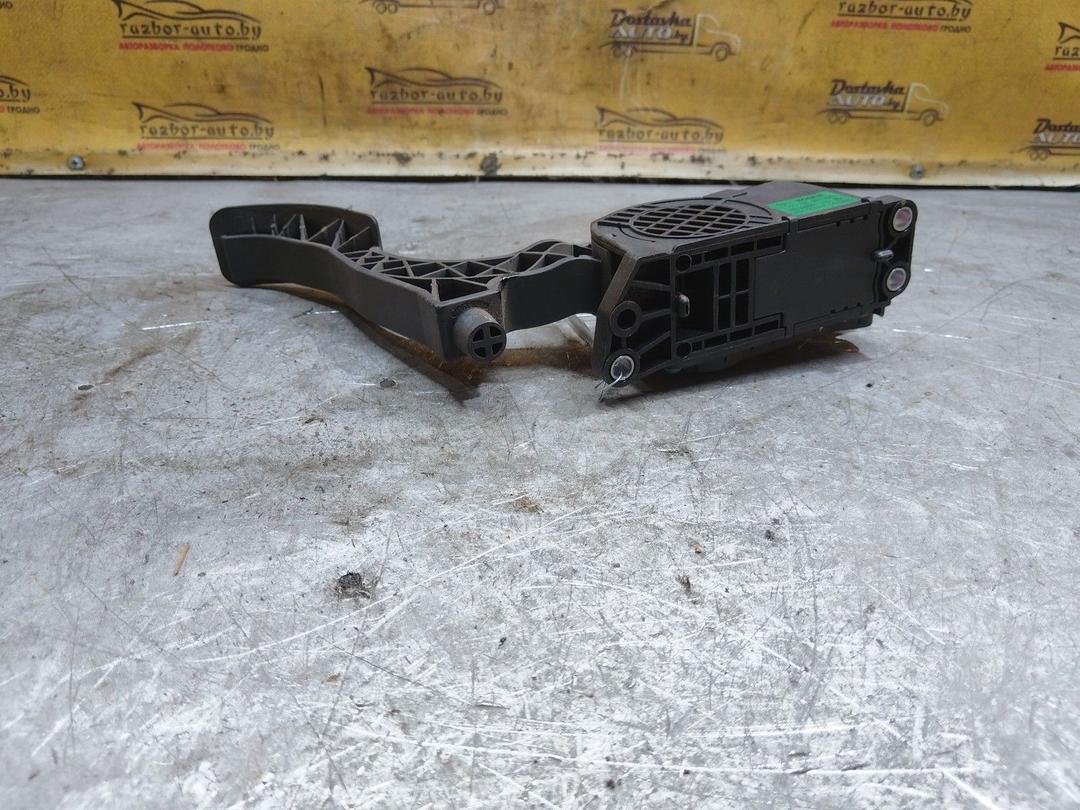 Педаль газа C13CLA Volkswagen Polo купить на авторазборке